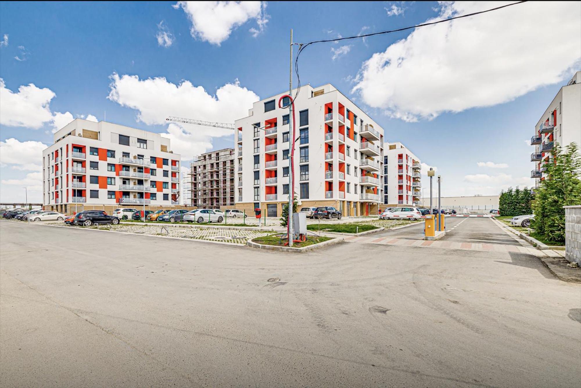 Elegant Apartment Near Afi & Atrium Mall Арад Екстер'єр фото